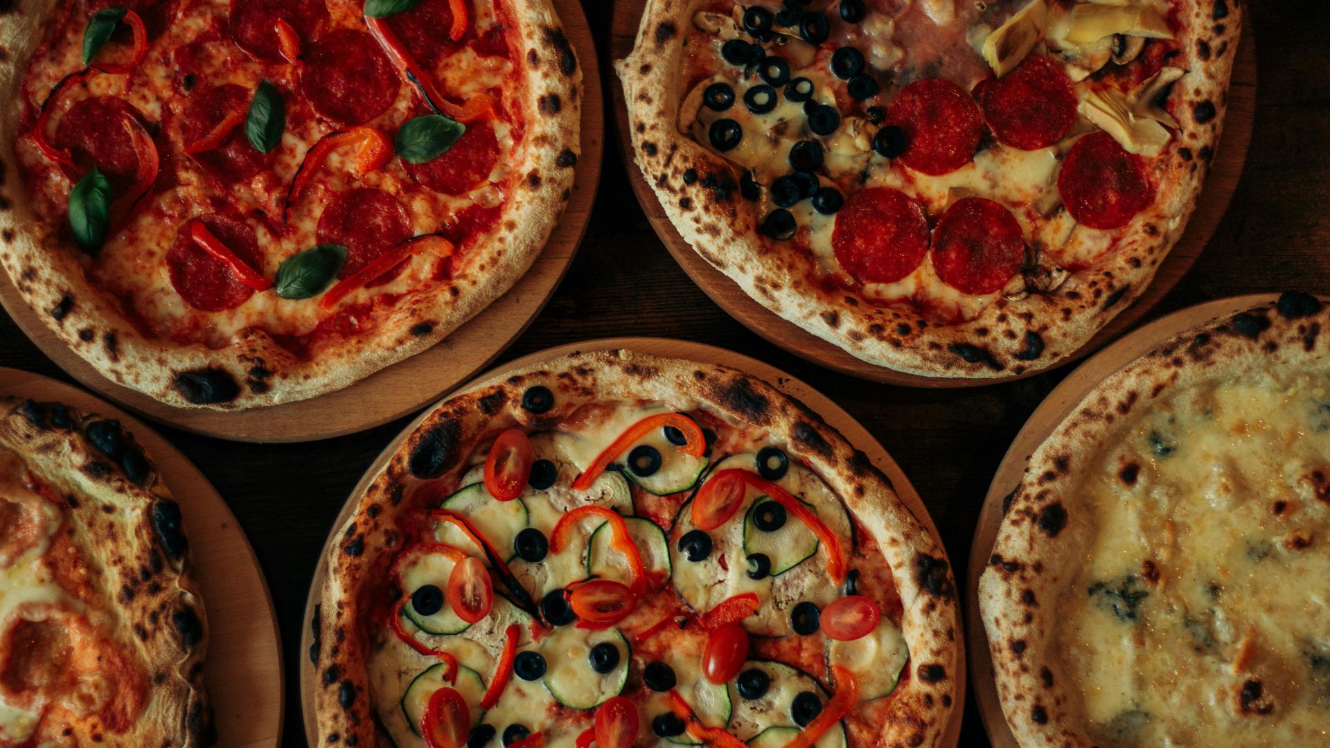 Restaurant and Pizza Dining Crafted for Shared Joy