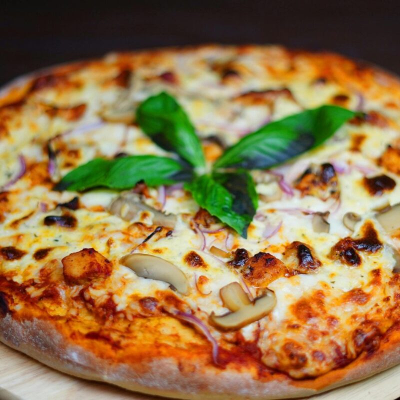 Restaurant and Pizza