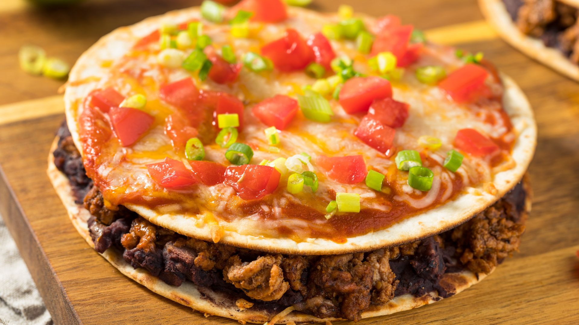 Celebrating Weekend Nights with Nite Owl Pizza Delights