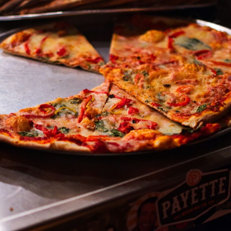 Restaurant and Pizza