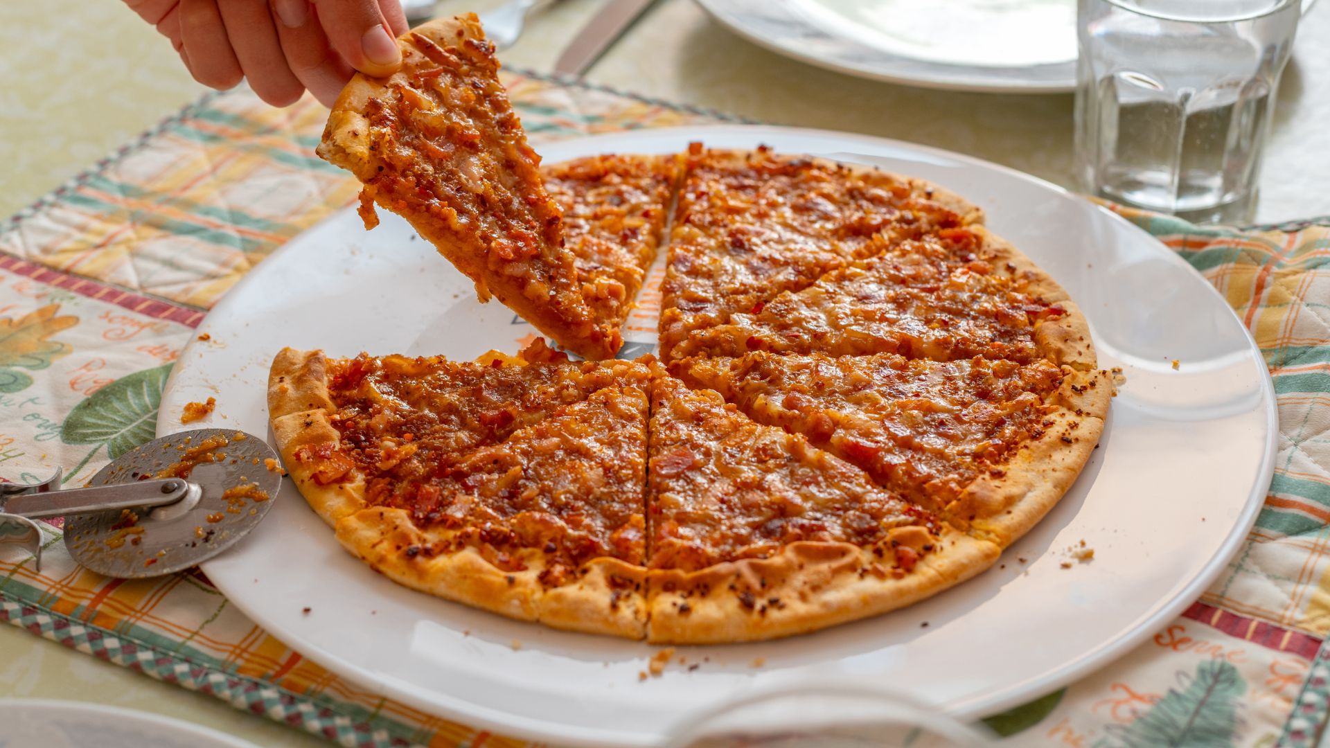 Pizza By The Slice as a Go-To Choice for Casual Dining