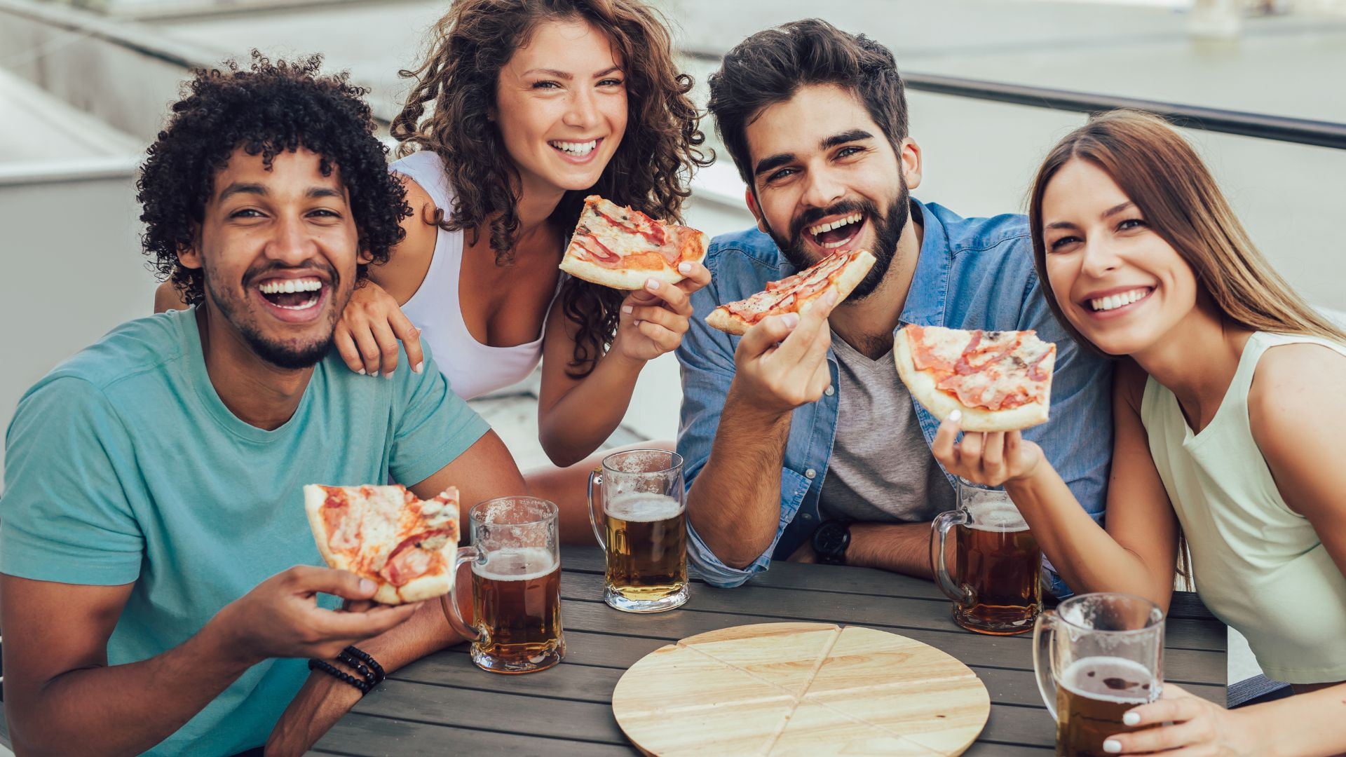 Pairing Beverages That Complement Pizza By The Slice Best